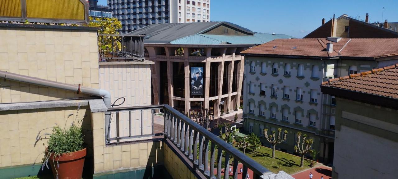 Appartement Atico Auditorio Disfrute Sus 40 Metros De Terraza Orientada Al Sur Oviede