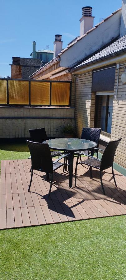 Atico Auditorio Disfrute Sus 40 Metros De Terraza Orientada Al Sur